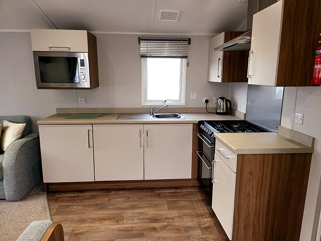 3 bed Willerby Seasons 2019 caravan on Butlins site, Skegness, Lincolnshire