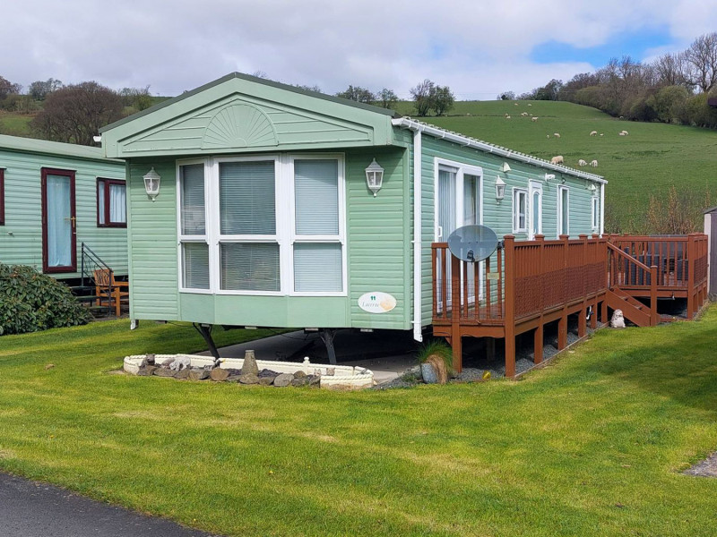 Pemberton Lucerne 2004 on private site near We | Private Sale Caravans ...