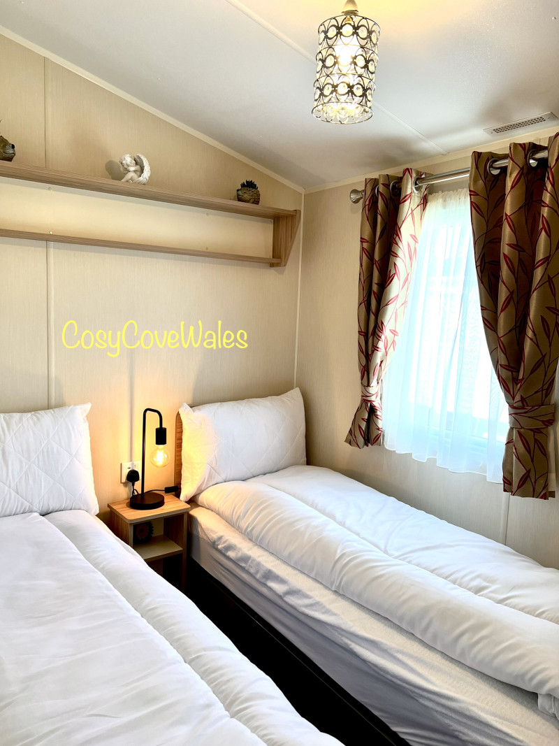 Excellent condition Willerby Peppy 2016 at Lyons Robin Hood, Rhyl, North Wales