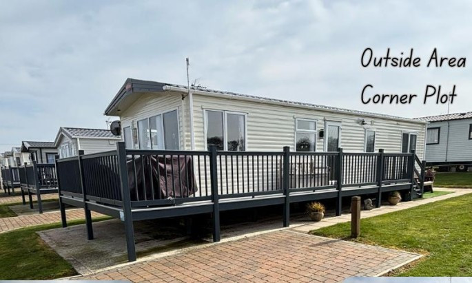 Carnaby Oakdale 2022 at Flamborough Lighthouse, North Yorkshire