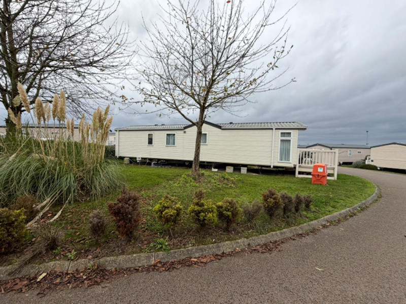 Willerby Kingswood 2006 static caravan at Haven's Kent Coast, Allhallows