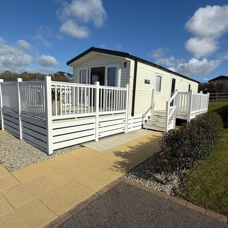 2 Bedroom Willerby Malton at Pentire Coastal Park, North Cornwall