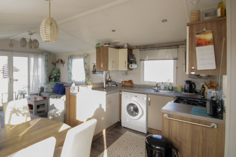 Willerby Avonmore 2017 with decking on a great pitch at Allhallows, Kent