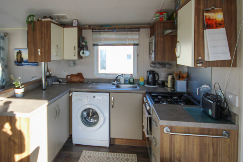 Willerby Avonmore 2017 with decking on a great pitch at Allhallows, Kent