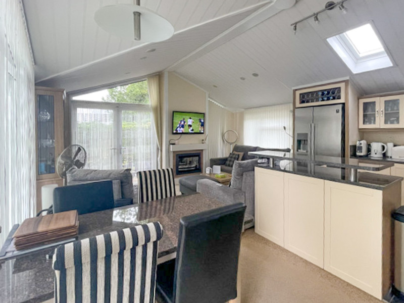 2 bedroom lodge on a small park in the Lake District near Bowness, Cumbria