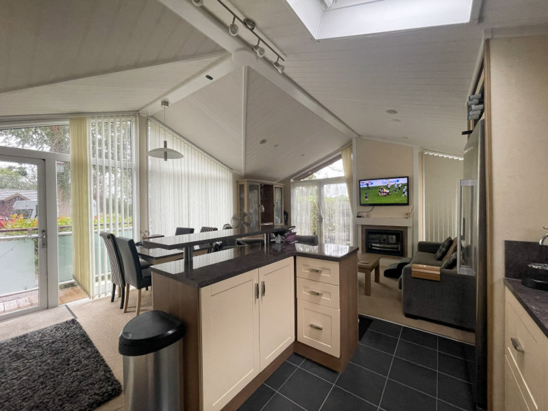 2 bedroom lodge on a small park in the Lake District near Bowness, Cumbria