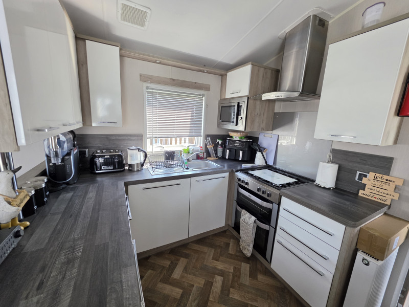 Willerby Canterbury 2018 for sale at Riverside Caravan Park, Bognor Regis
