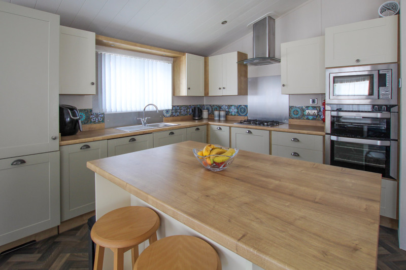 Willerby Everleigh Lodge 2019 with sunny decking sited at Coghurst Hall, Hastings, East Sussex