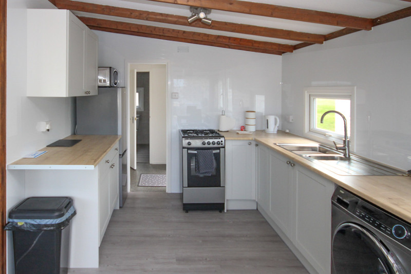 Brentmere Twin Chalet 1989 sited at Allhallows, Kent. 3 bedrooms. Fully renovated