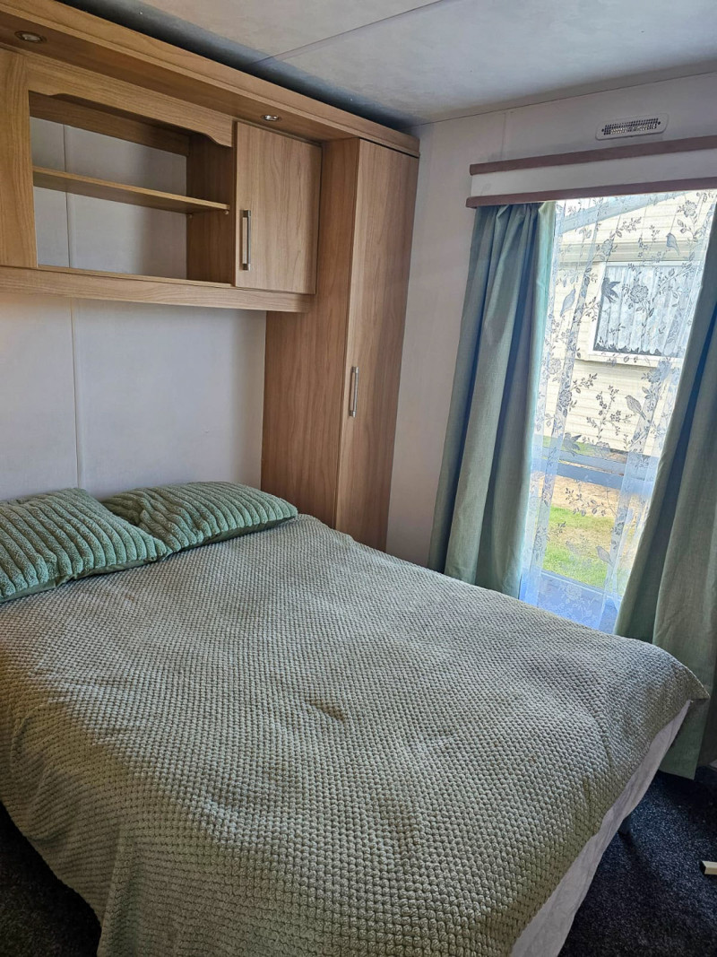 Delta Denbigh Deluxe 2011 static caravan sited at New Beach, Dymchurch, Kent - 3 bedrooms