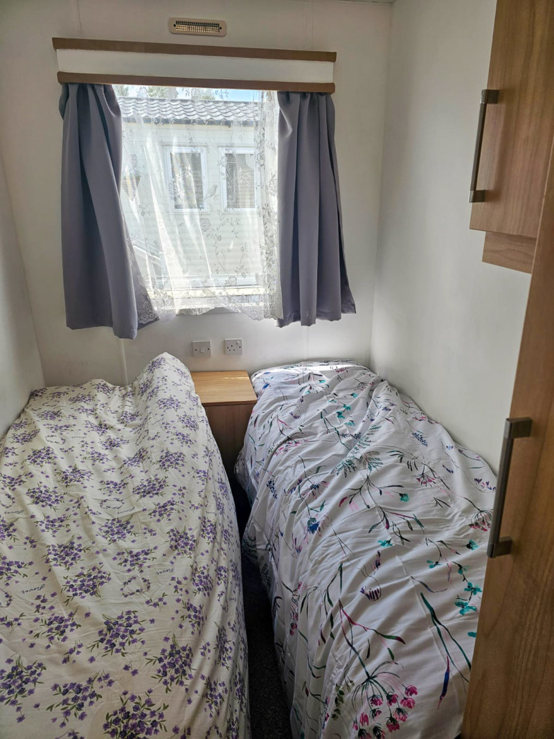 Delta Denbigh Deluxe 2011 static caravan sited at New Beach, Dymchurch, Kent - 3 bedrooms