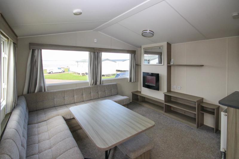 Atlas Moonstone 2017 sited on a Thameside pitch at Kent Coast, Allhallows
