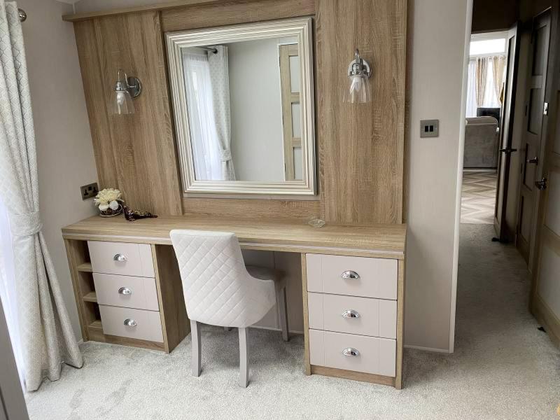 Luxury Willerby Vogue 2021 on Thorness Bay Holiday Park, Isle of Wight