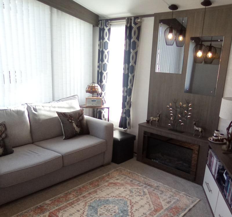 Atlas Status 2020 sited at Caldecott Hall Country Park, Fritton, Norfolk