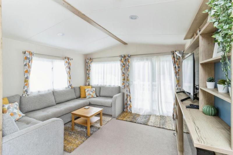 ABI Coworth Deluxe 2021 6 Berth caravan at Hoburne Devon Bay, Paignton