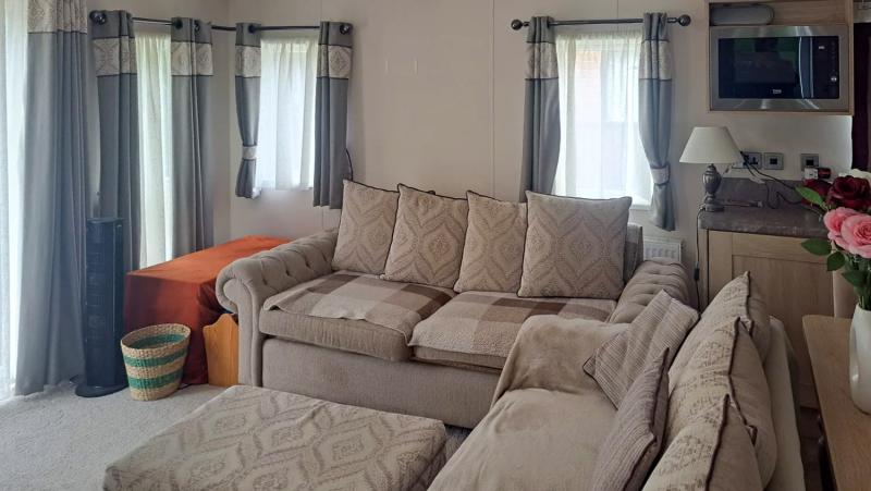 ABI Beaumont 2018 villa-style caravan at Silverhills Park, nr Spalding in Lincolnshire