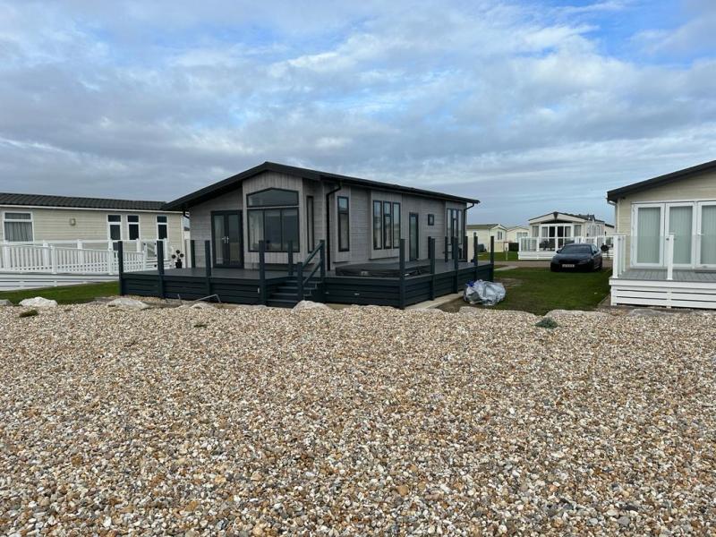 Luxury seafront 3 bedroom lodge for sale with hot tub in Selsey