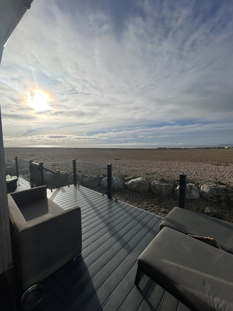 Luxury seafront 3 bedroom lodge for sale with hot tub in Selsey